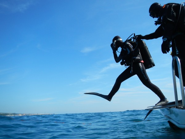 스쿠버다이빙 : 바다속을 탐험할수 있는 펀다이빙,  누구나 할 수 있는 체험다이빙, 전문적으로 배울수있는 다이빙교육.